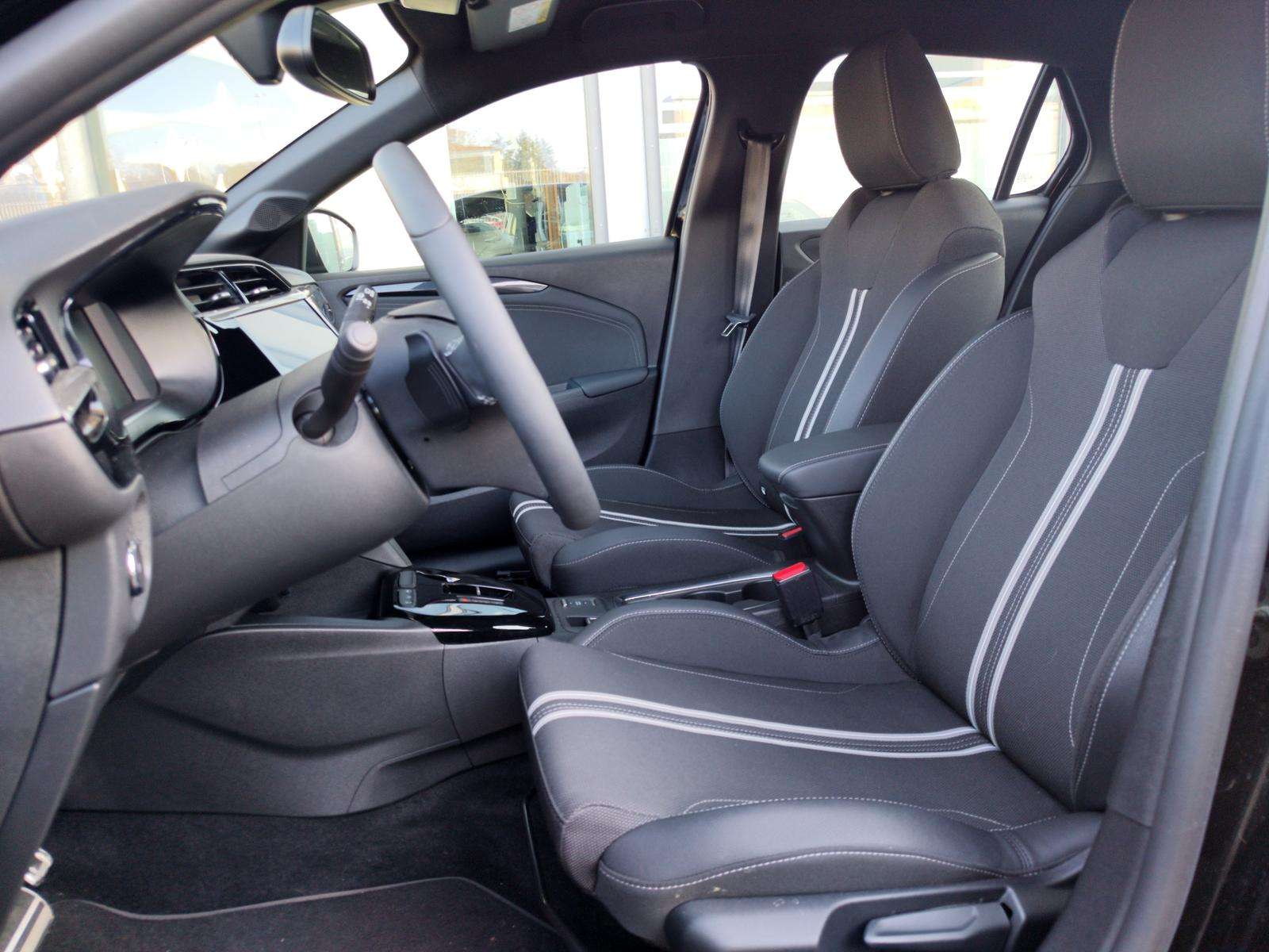 Fahrzeugbild eines Opel Corsa