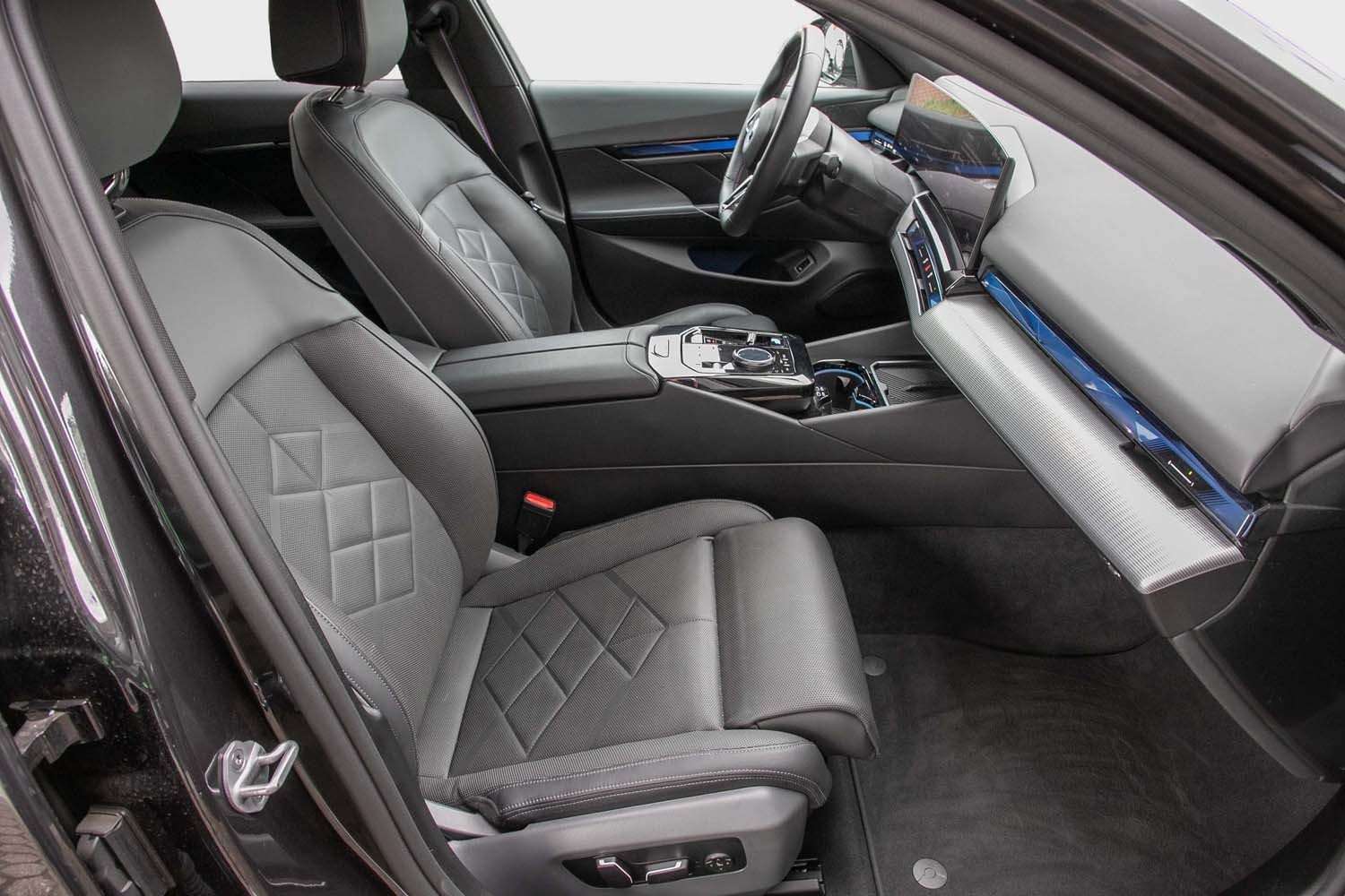 Fahrzeugbild eines BMW i5