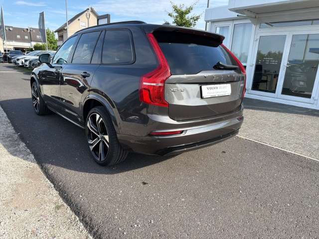Fahrzeugbild eines Volvo XC90