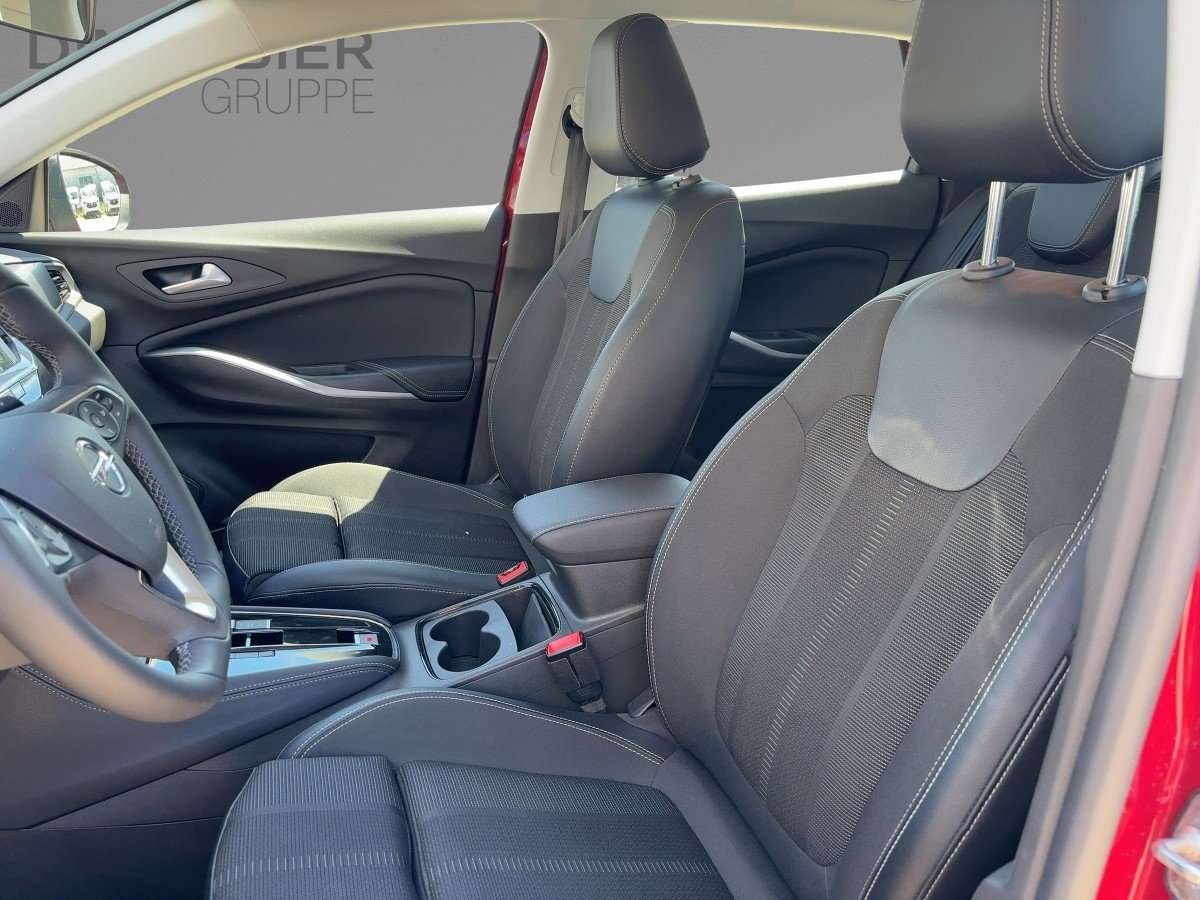 Fahrzeugbild eines Opel Grandland X