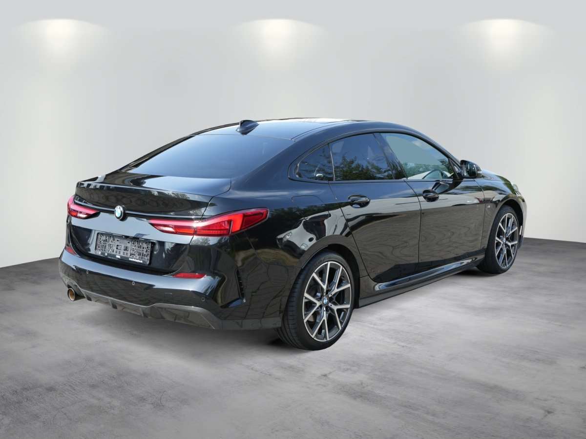 Fahrzeugbild eines BMW 2er-Reihe