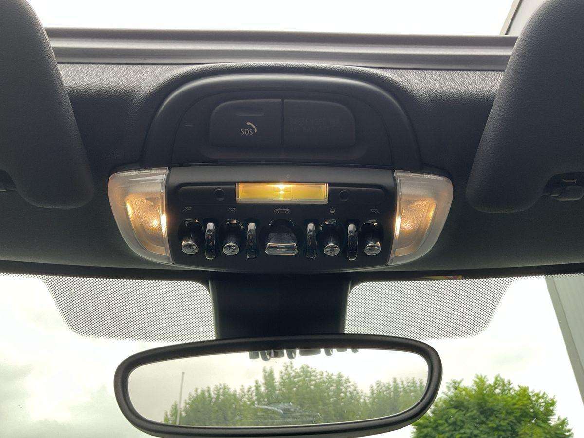 Fahrzeugbild eines MINI MINI