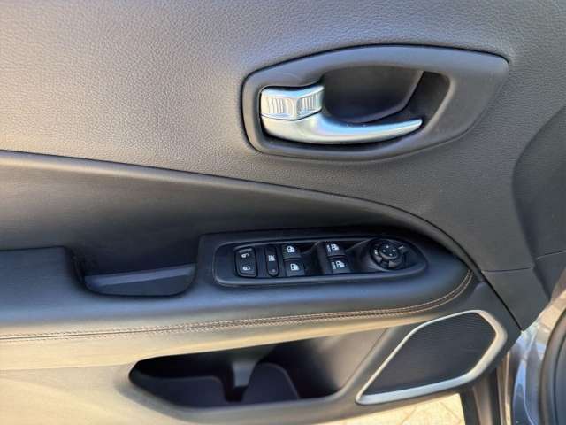 Fahrzeugbild eines Jeep Compass