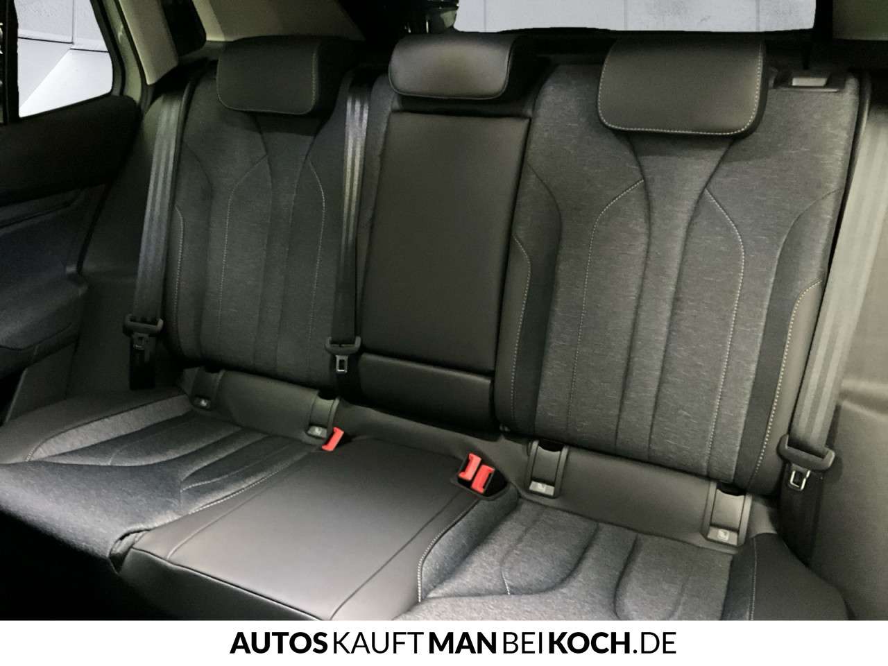 Fahrzeugbild eines Skoda ELROQ