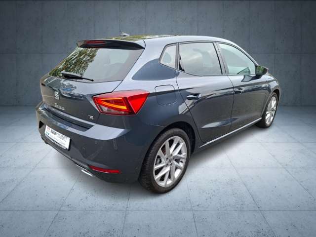 Fahrzeugbild eines SEAT Ibiza