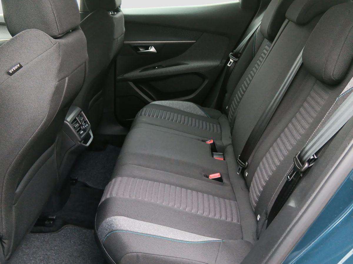 Fahrzeugbild eines Peugeot 3008