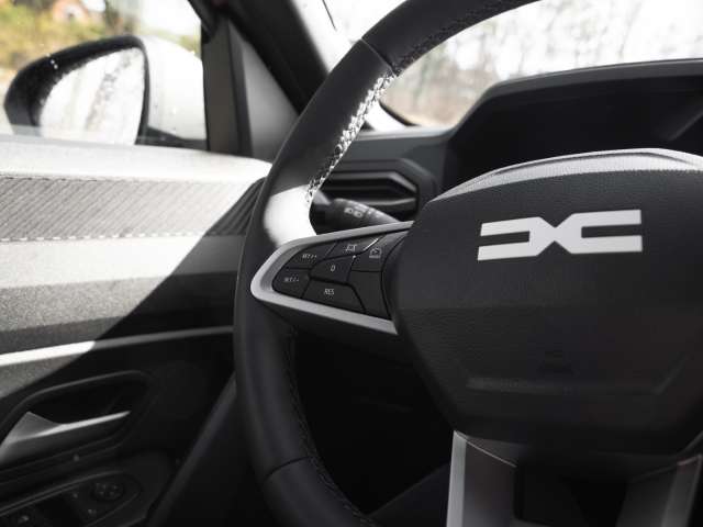 Fahrzeugbild eines Dacia Duster