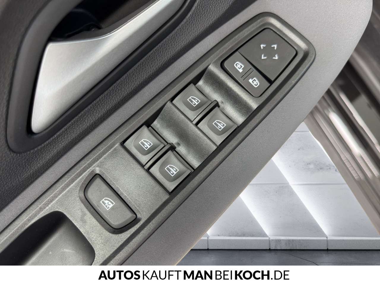 Fahrzeugbild eines Dacia Sandero
