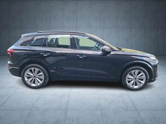 Fahrzeugbild eines Audi Q6 e-tron