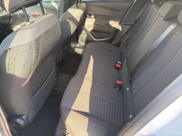 Fahrzeugbild eines Peugeot 208
