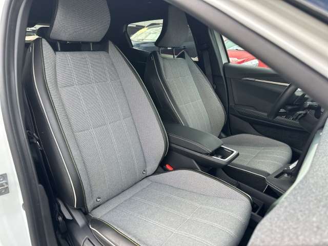 Fahrzeugbild eines Renault Megane E-TECH