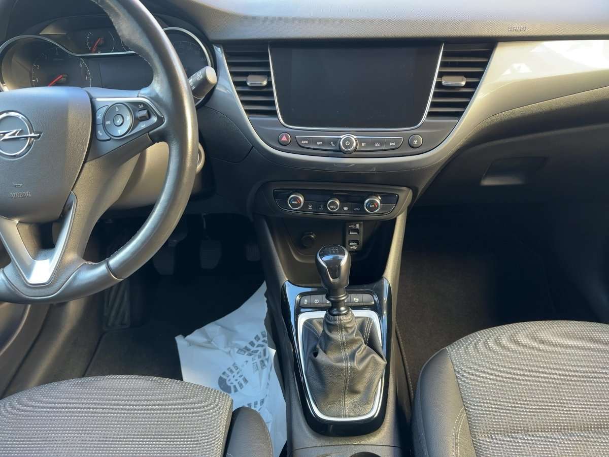 Fahrzeugbild eines Opel Crossland X