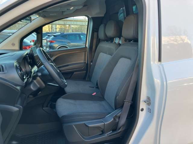 Fahrzeugbild eines Mercedes-Benz Citan