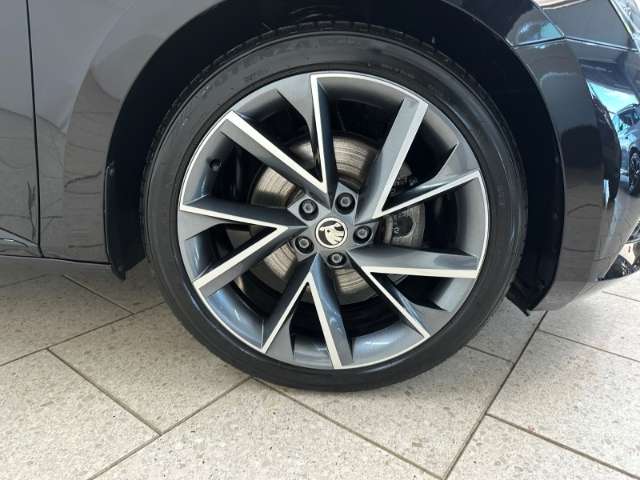 Fahrzeugbild eines Skoda Superb