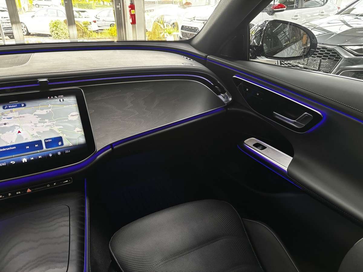 Fahrzeugbild eines Mercedes-Benz E-Klasse