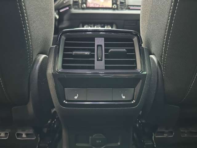 Fahrzeugbild eines Skoda Karoq