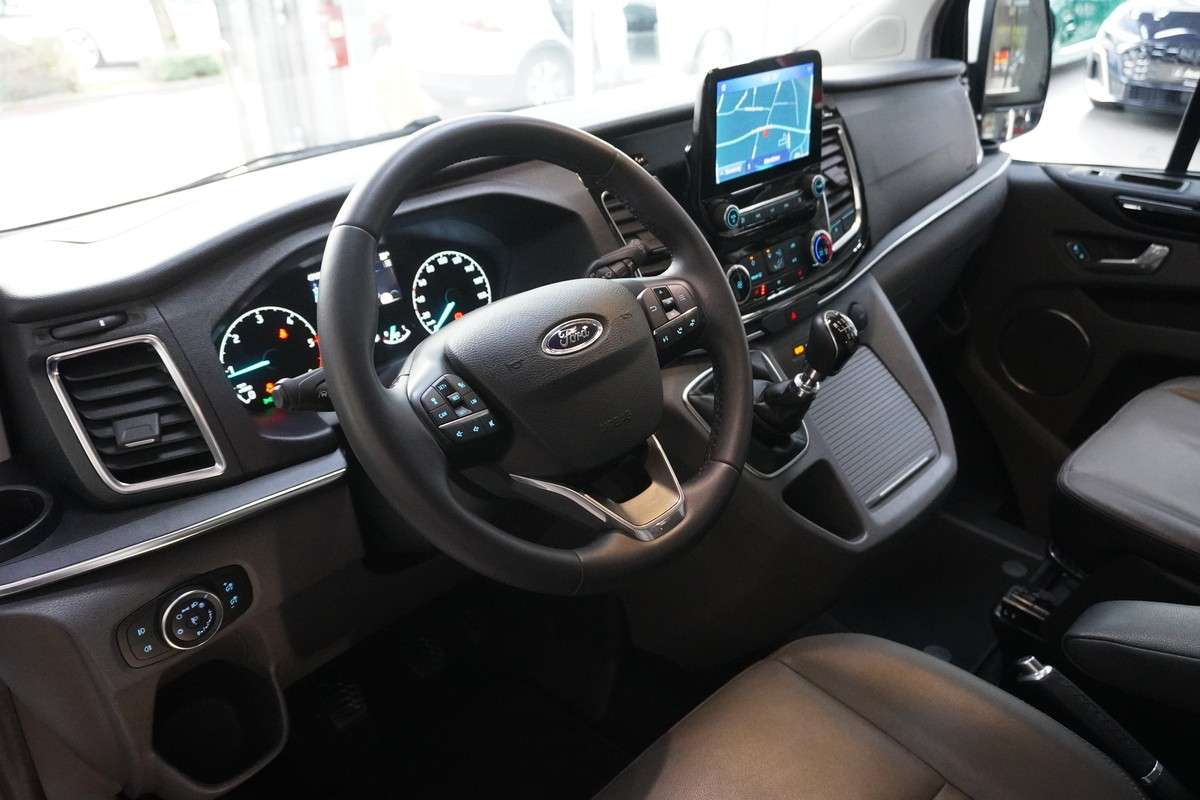 Fahrzeugbild eines Ford Tourneo Custom