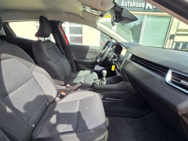 Fahrzeugbild eines Renault Clio