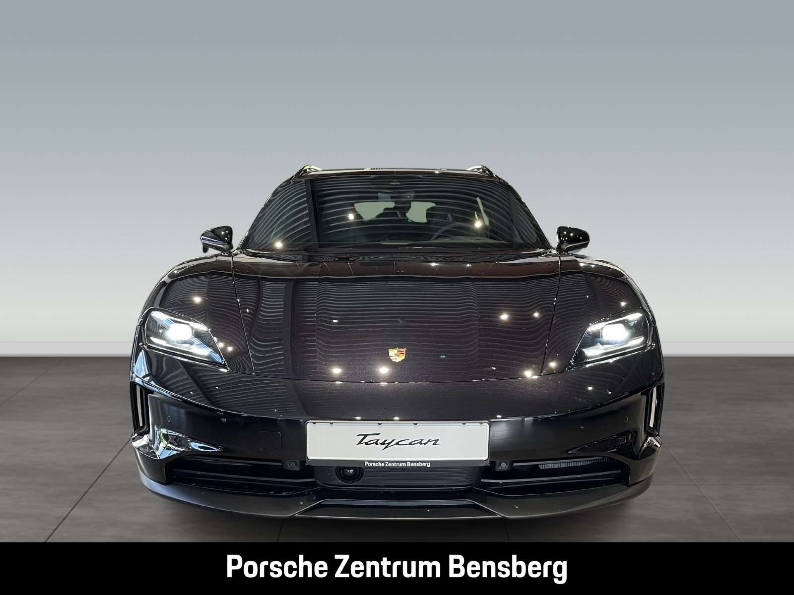 Fahrzeugbild eines Porsche Taycan
