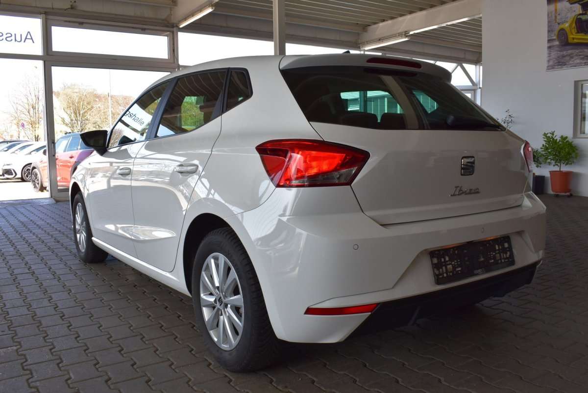 Fahrzeugbild eines SEAT Ibiza
