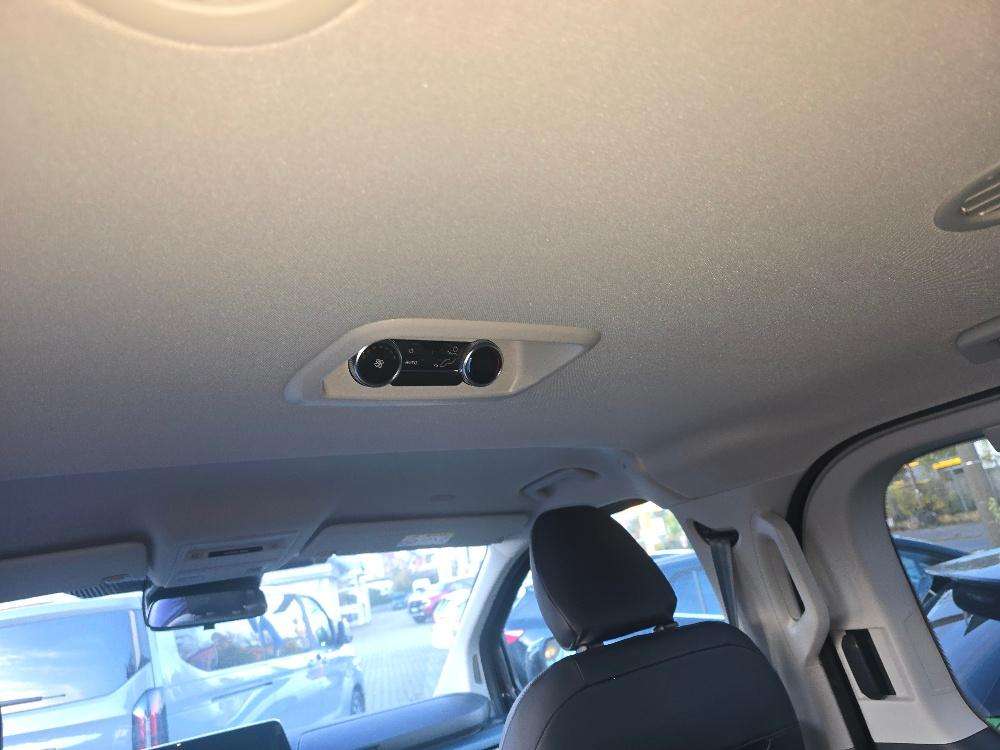 Fahrzeugbild eines Ford Tourneo Custom