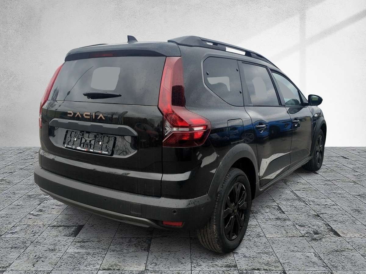Fahrzeugbild eines Dacia Jogger