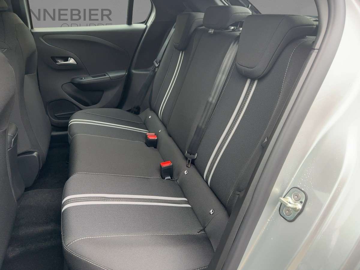 Fahrzeugbild eines Opel Corsa