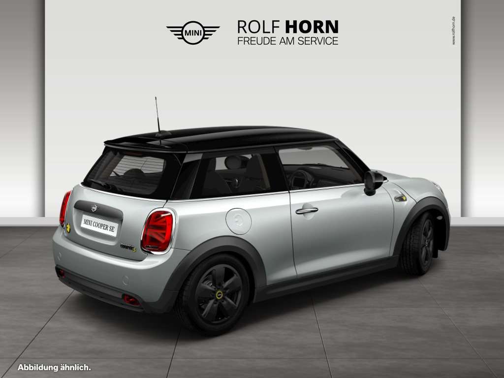 Fahrzeugbild eines MINI COOPER SE