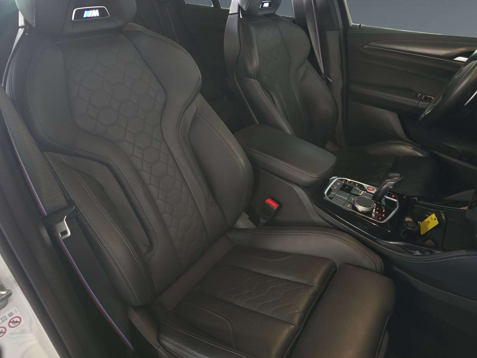 Fahrzeugbild eines BMW X4