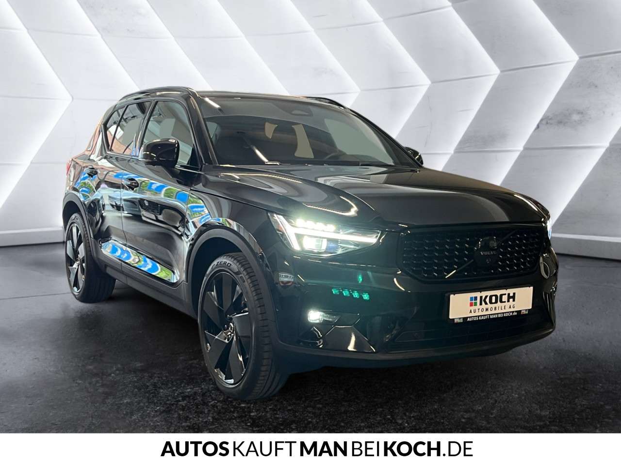 Fahrzeugbild eines Volvo XC40