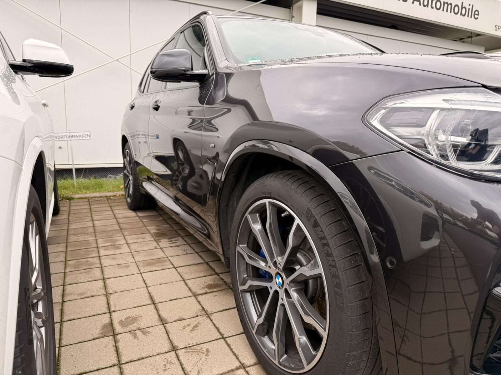 Fahrzeugbild eines BMW X3