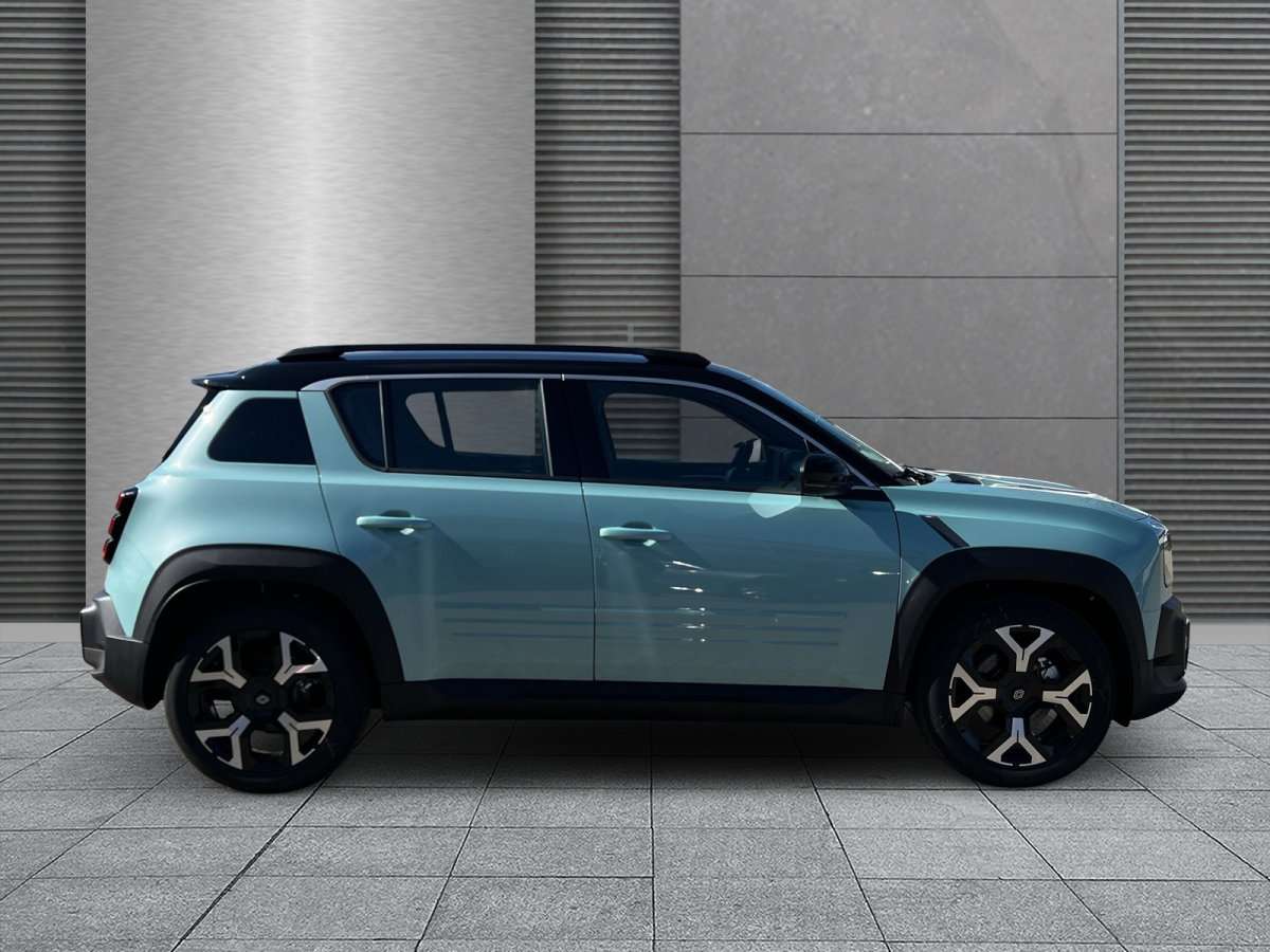 Fahrzeugbild eines Renault 4 E-TECH