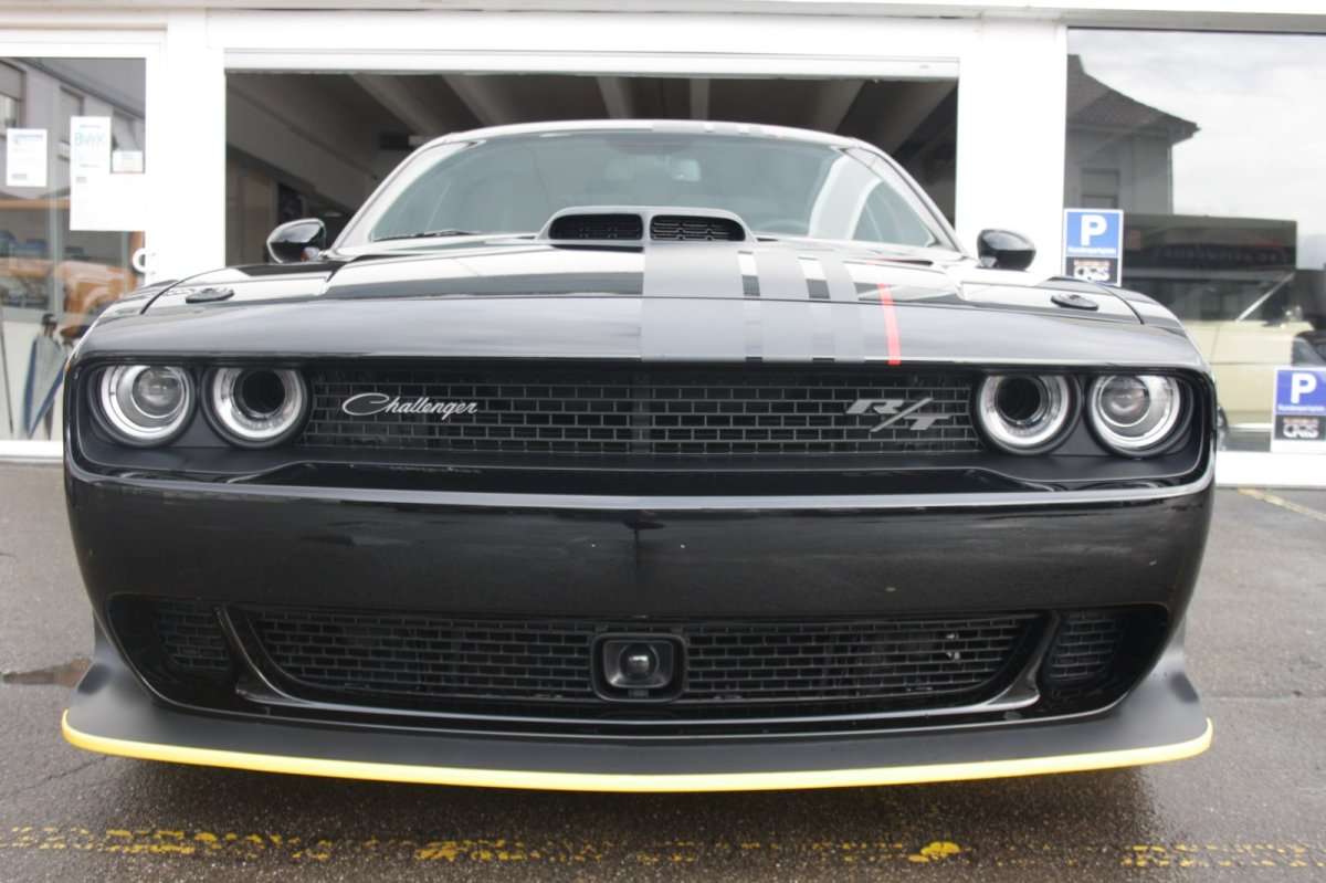 Fahrzeugbild eines Dodge Challenger