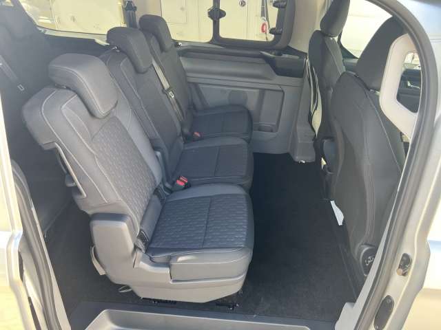Fahrzeugbild eines Ford Transit Custom
