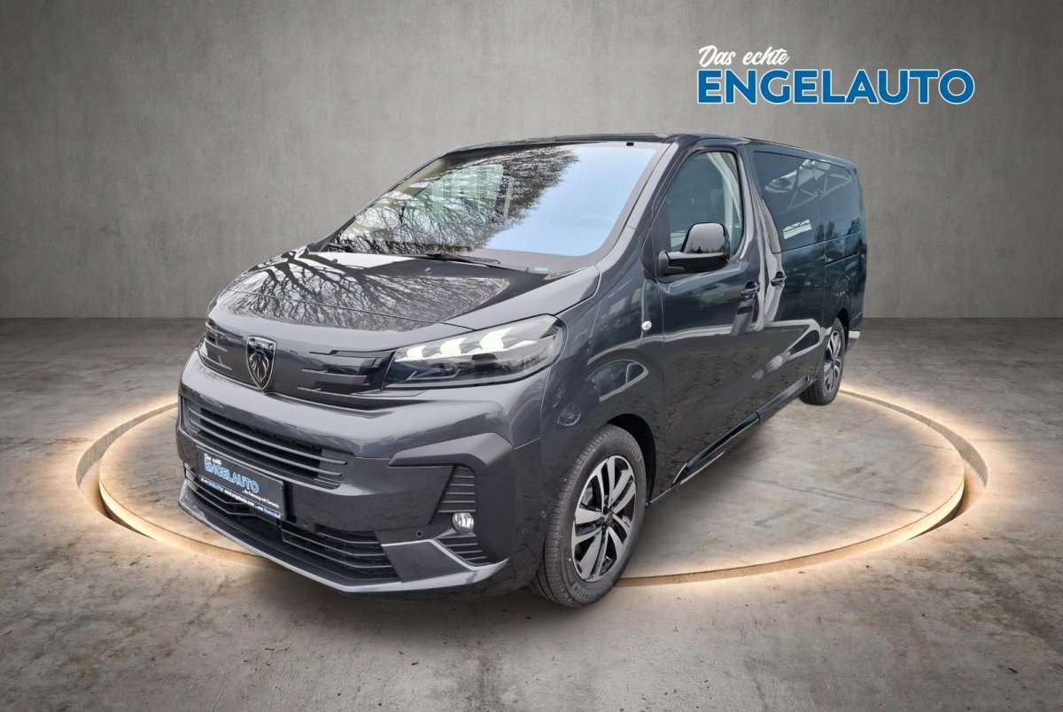 Fahrzeugbild eines Peugeot Traveller