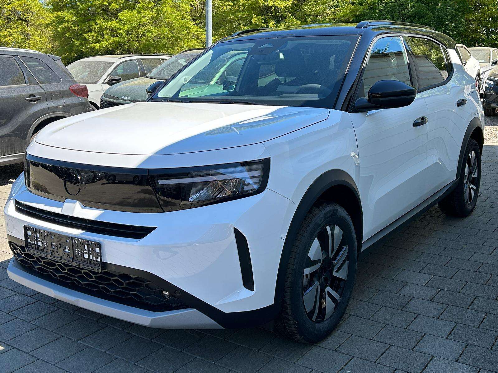 Fahrzeugbild eines Opel Frontera