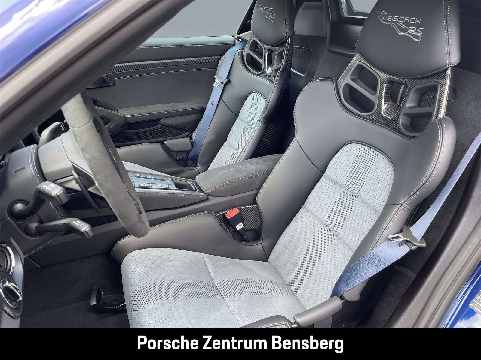 Fahrzeugbild eines Porsche Cayman