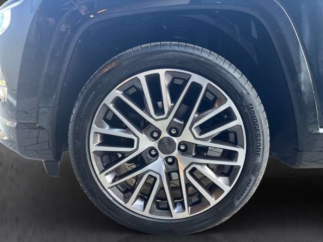 Fahrzeugbild eines Jeep Compass