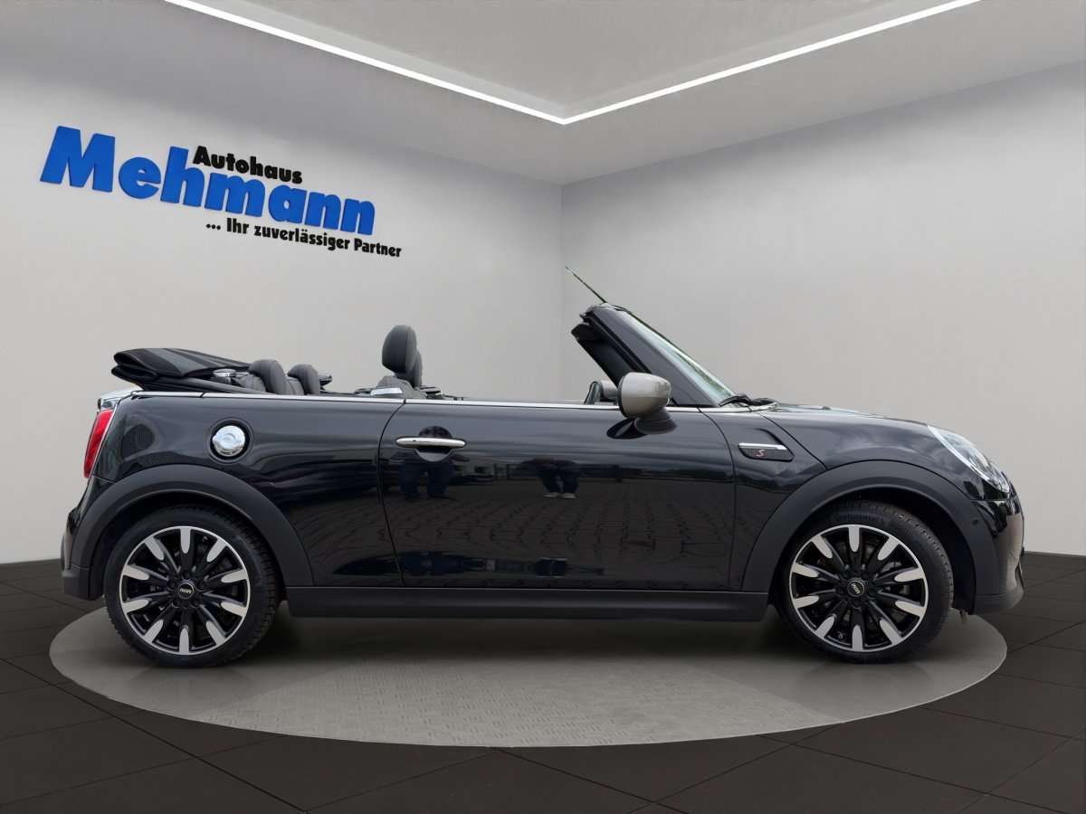 Fahrzeugbild eines MINI COOPER