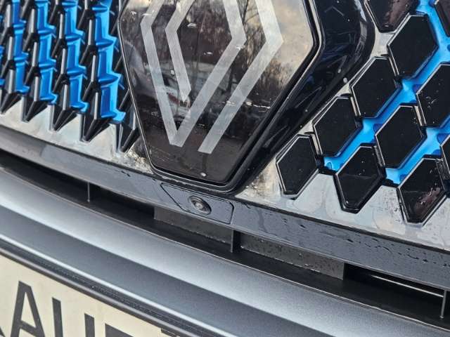 Fahrzeugbild eines Renault Rafale