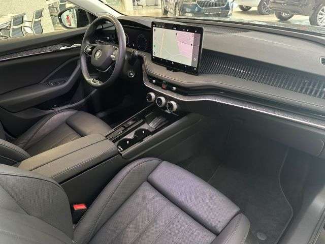 Fahrzeugbild eines Skoda Superb