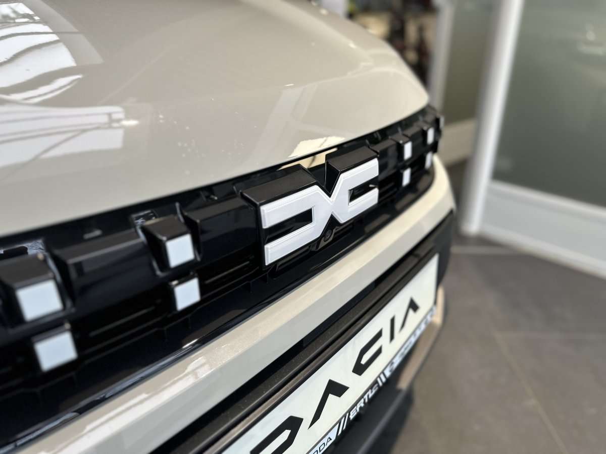 Fahrzeugbild eines Dacia Jogger