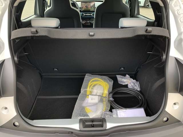 Fahrzeugbild eines Dacia Spring