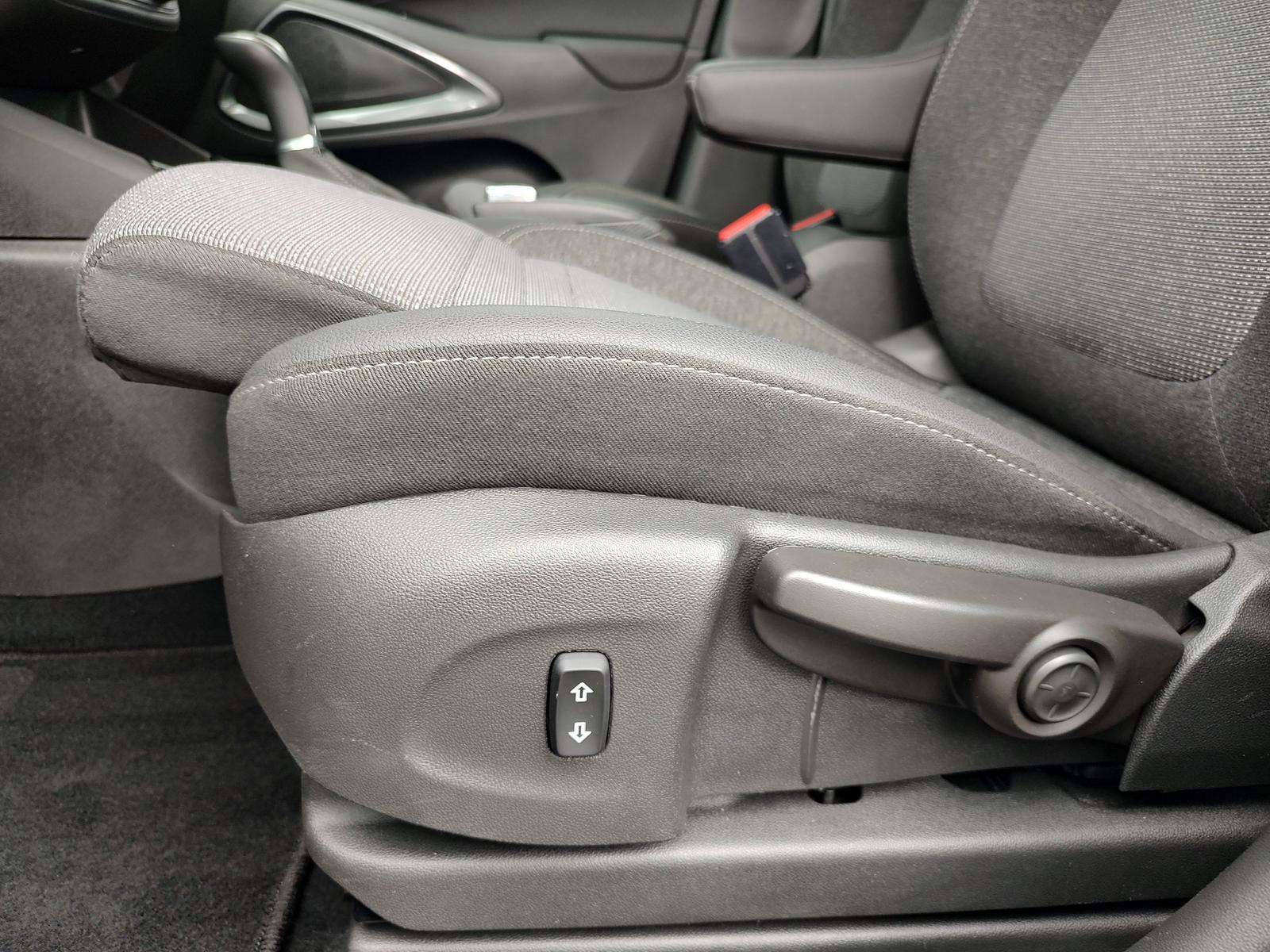 Fahrzeugbild eines Opel Crossland X