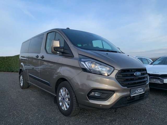 Fahrzeugbild eines Ford Transit Custom