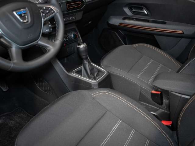 Fahrzeugbild eines Dacia Sandero