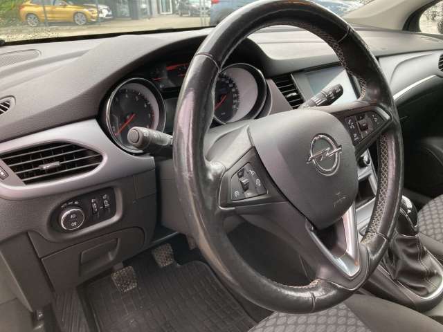 Fahrzeugbild eines Opel Astra