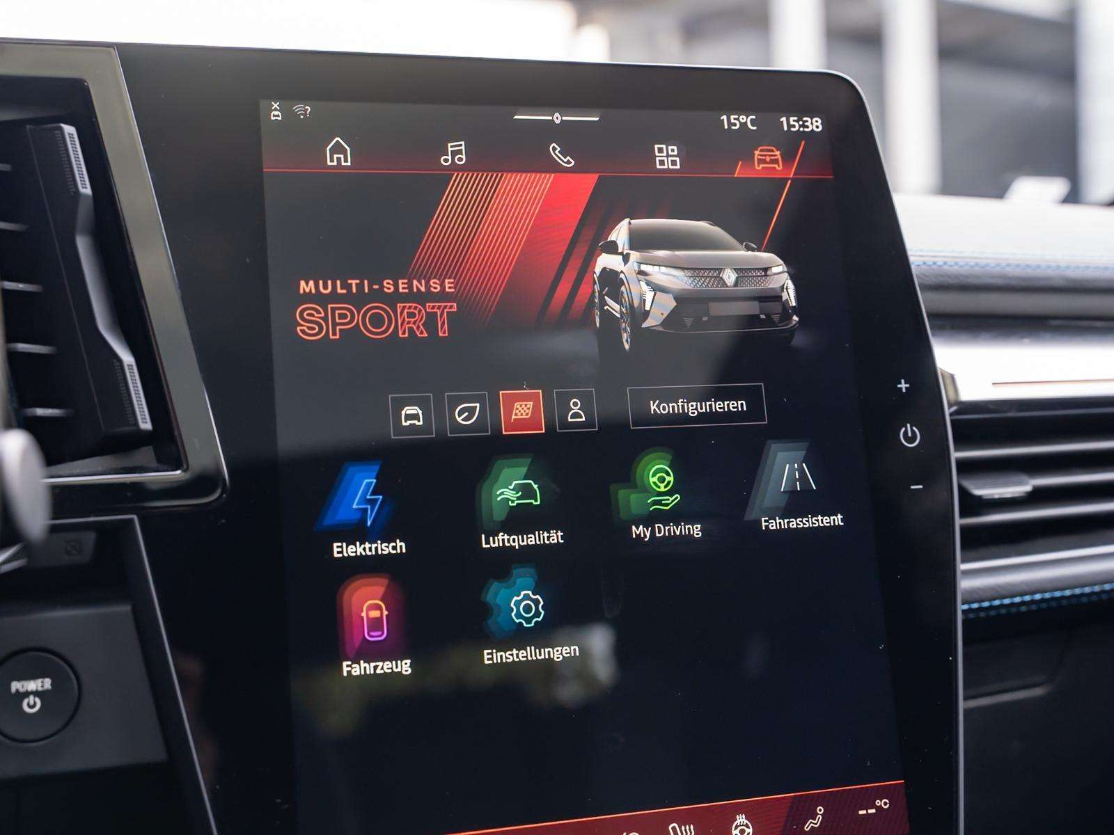 Fahrzeugbild eines Renault Scenic E-TECH