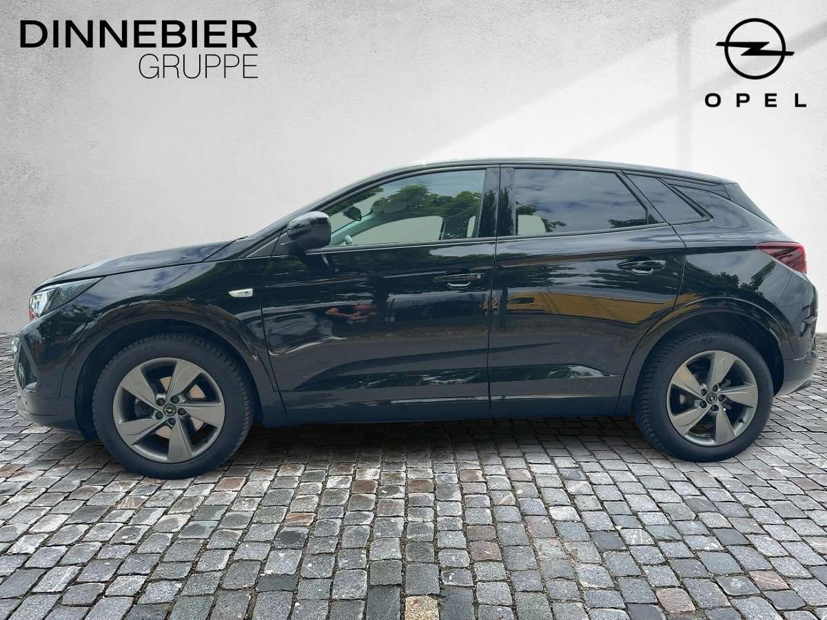 Fahrzeugbild eines Opel Grandland X