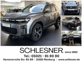 Schräge Frontansicht auf einen Dacia Bigster , freigestellt